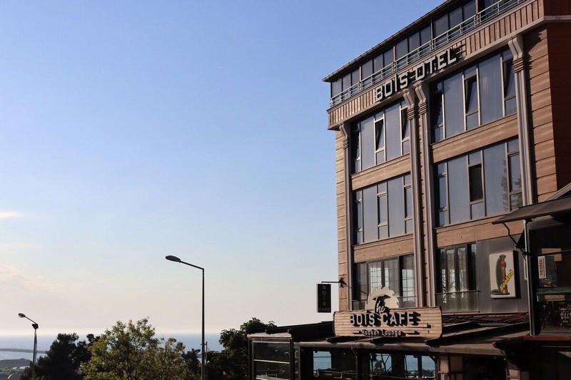 Bois Hotel & Cafe & Restaurant