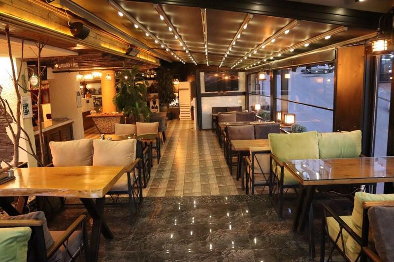 Bois Hotel & Cafe & Restaurant