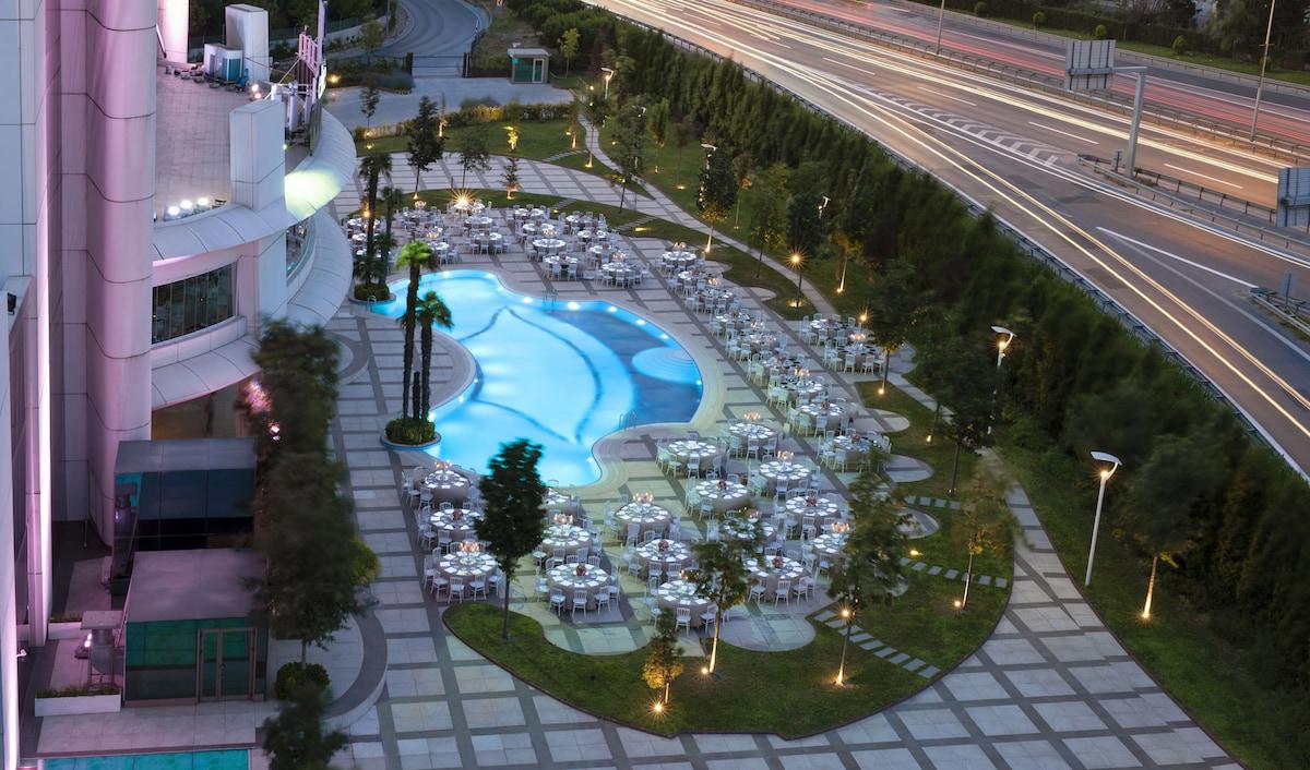 Elite World Grand Istanbul Basin Ekspres Hotel