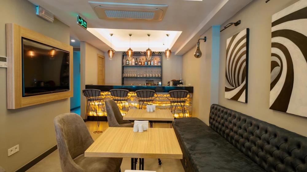 Alesta Midtown