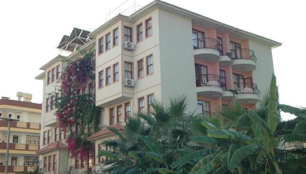 The S Apart & Suit Hotel