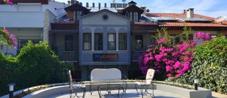 Mykonut Boutique Suites