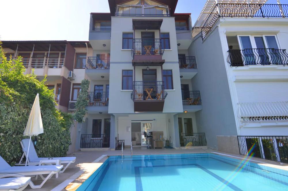 Mykonut Boutique Suites