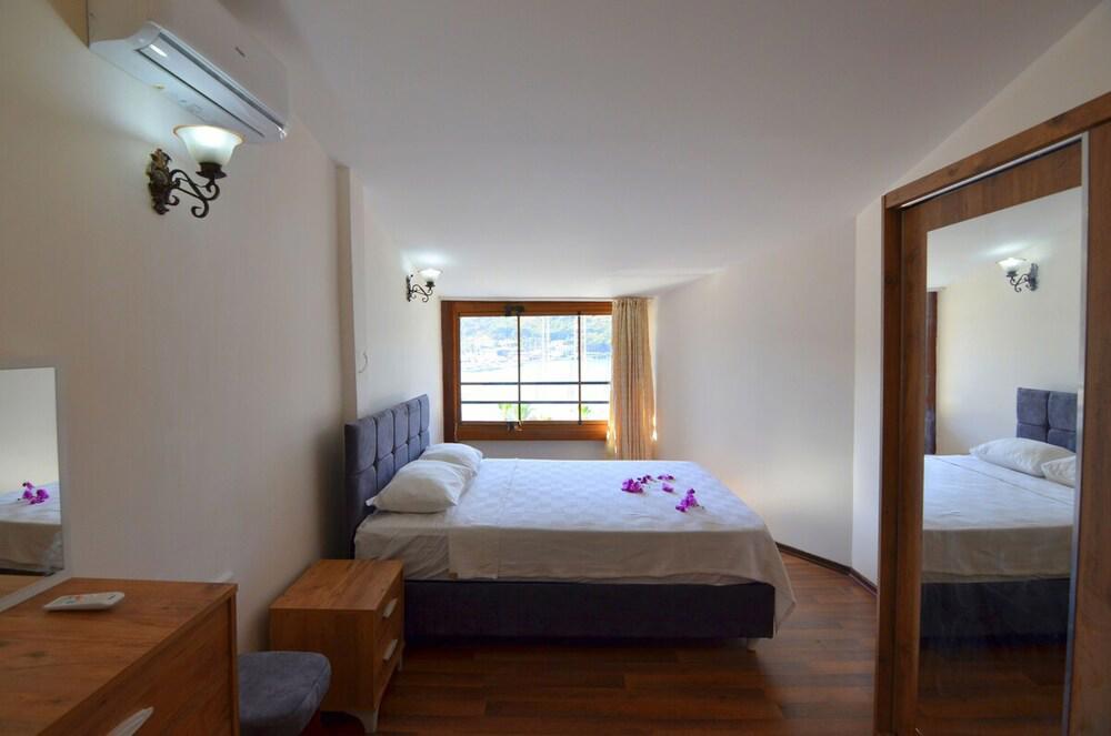 Mykonut Boutique Suites