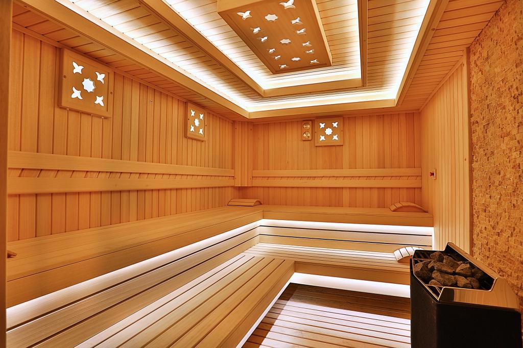 Hotel Emirhan Palace