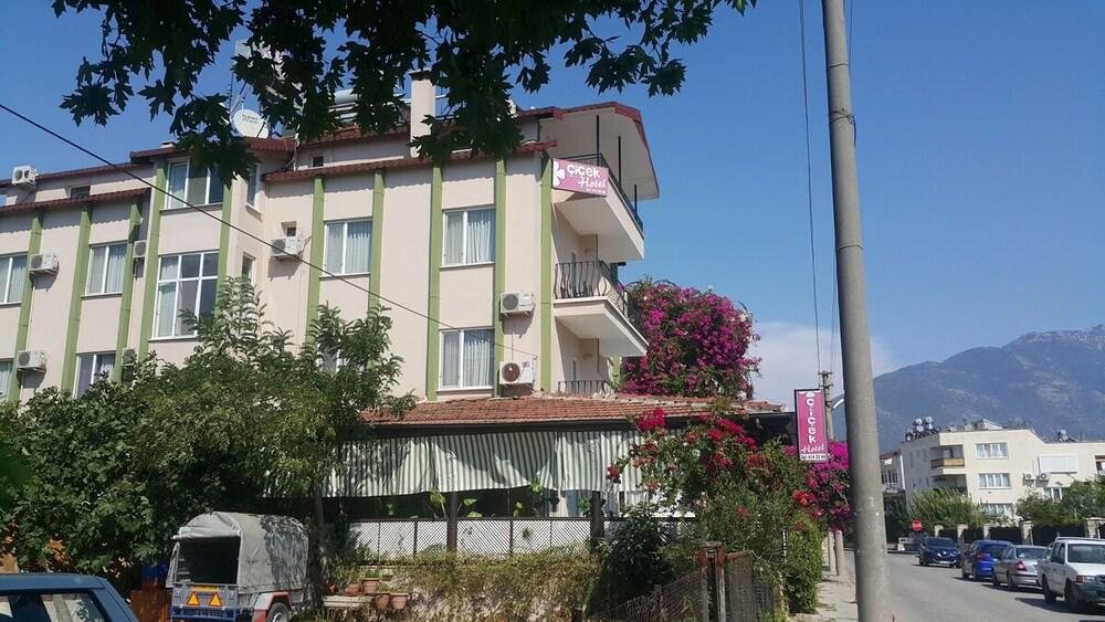 Çicek Otel