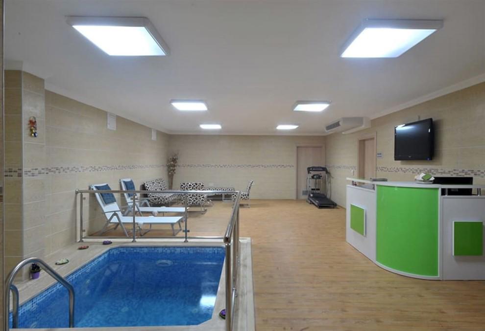 Rhiss Hotel Bostancı
