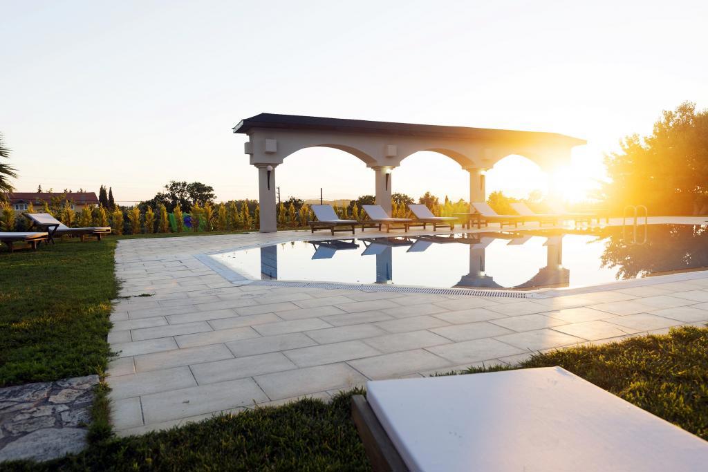 Belizi Hotel