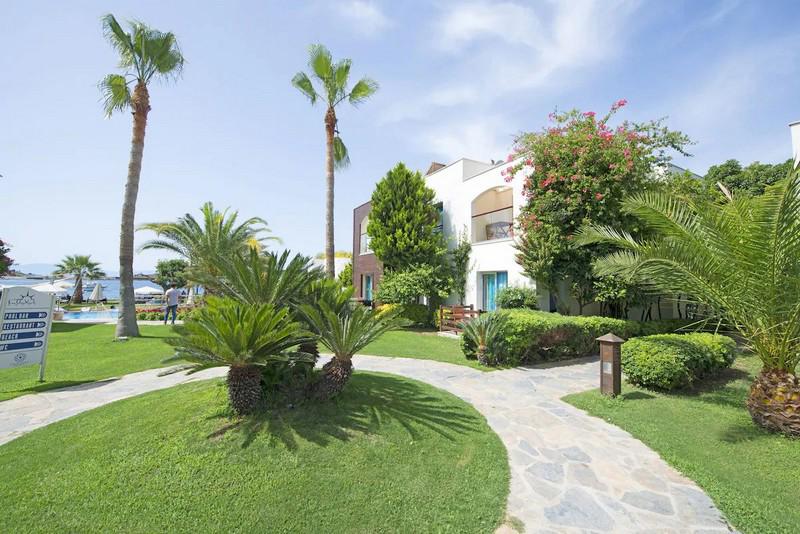Costa Luvi Hotel & Suites
