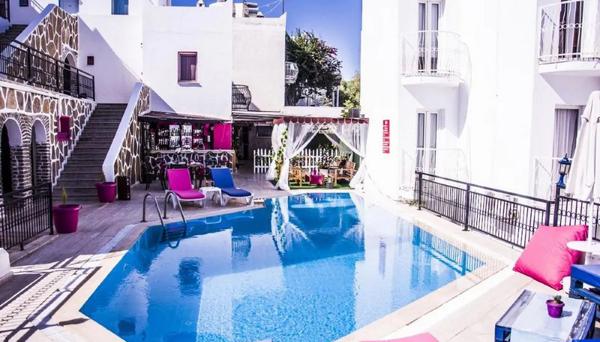 Queen's Apart Hotel
