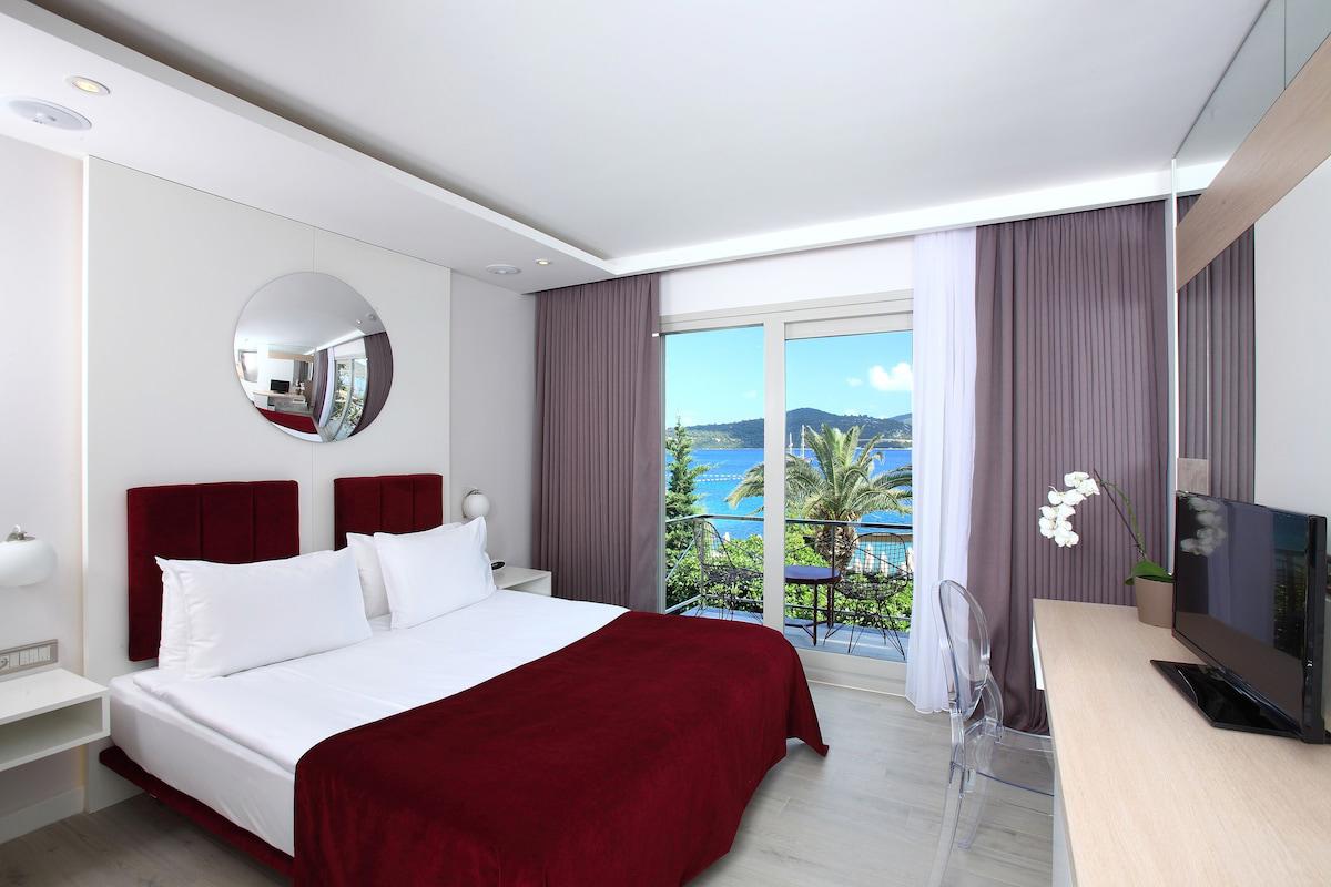 No:81 Hotel