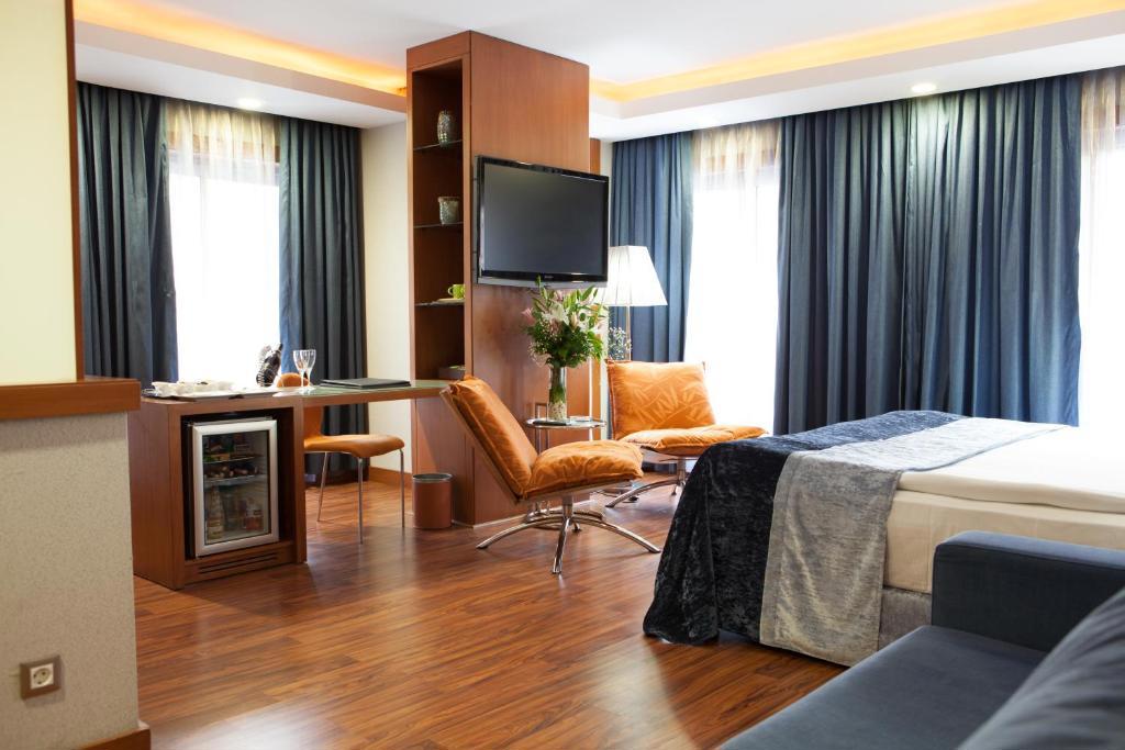 Limak Ambassadore Hotel