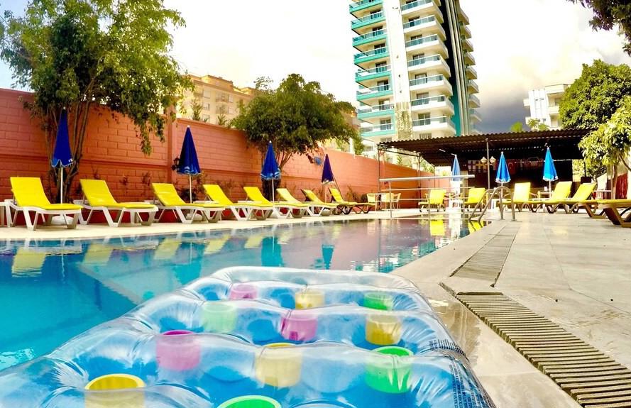 Gold Twins Boutique Hotel