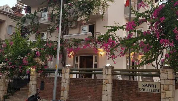 Selenya Apart Hotel