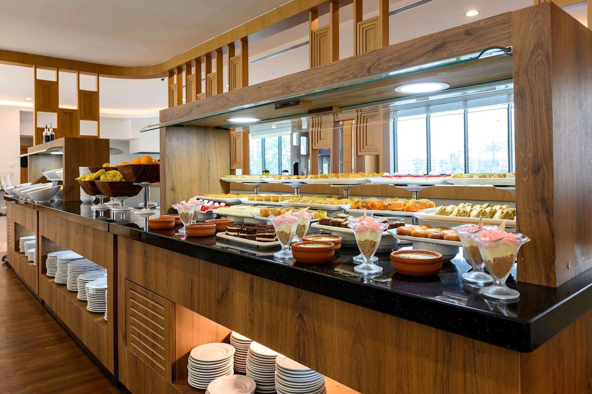 La Quinta By Wyndham Istanbul Güneşli