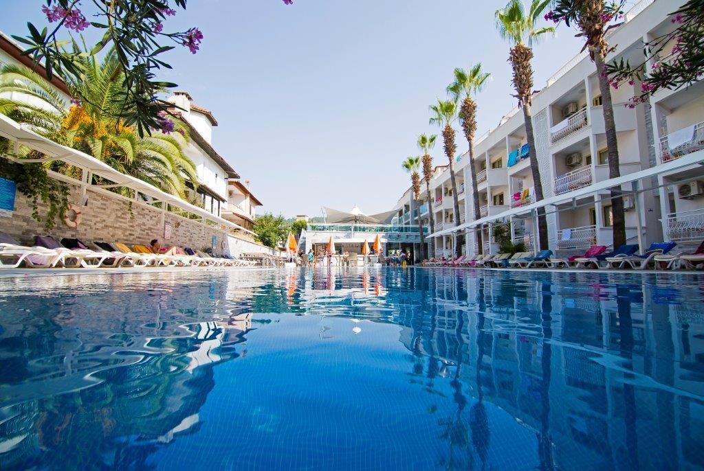 Mirage World Hotel