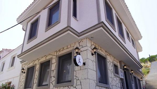 Achilles Hotel