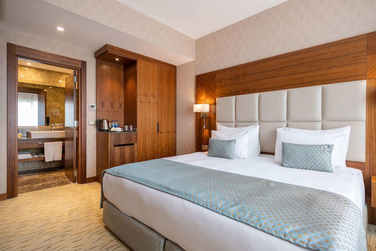 Clarion Hotel İstanbul Mahmutbey