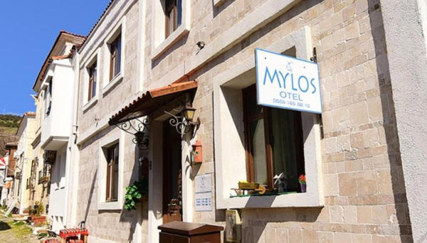 Mylos Hotel