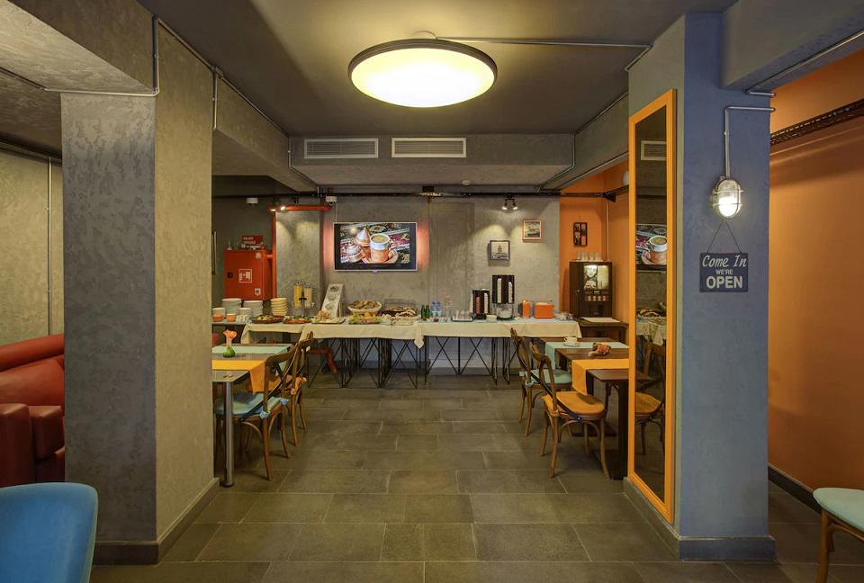 Vavien Hotel
