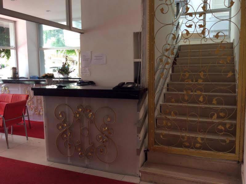 Fortune Center Hotel