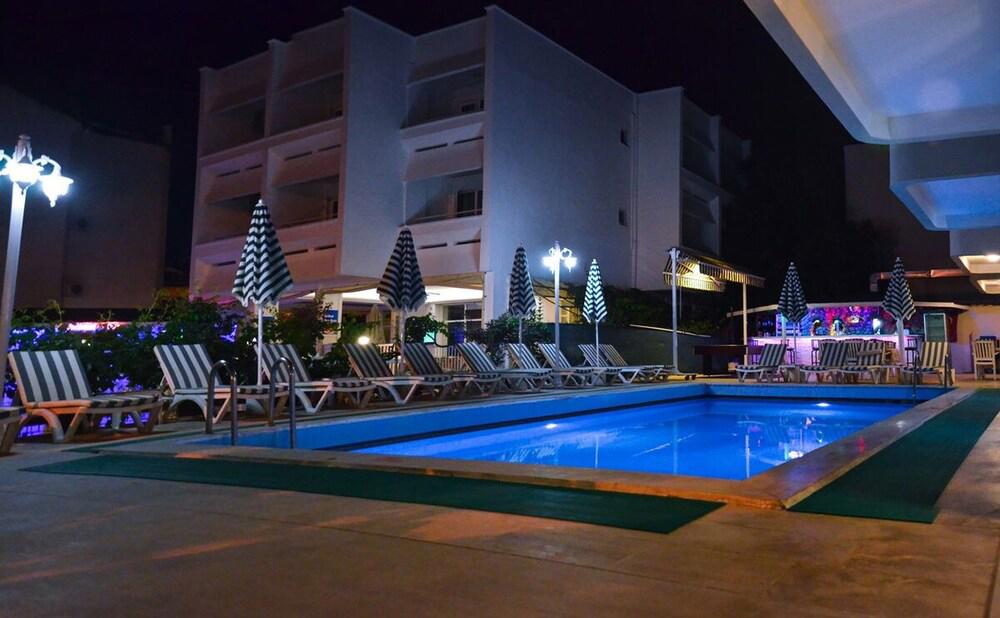 Hotel Green Palm