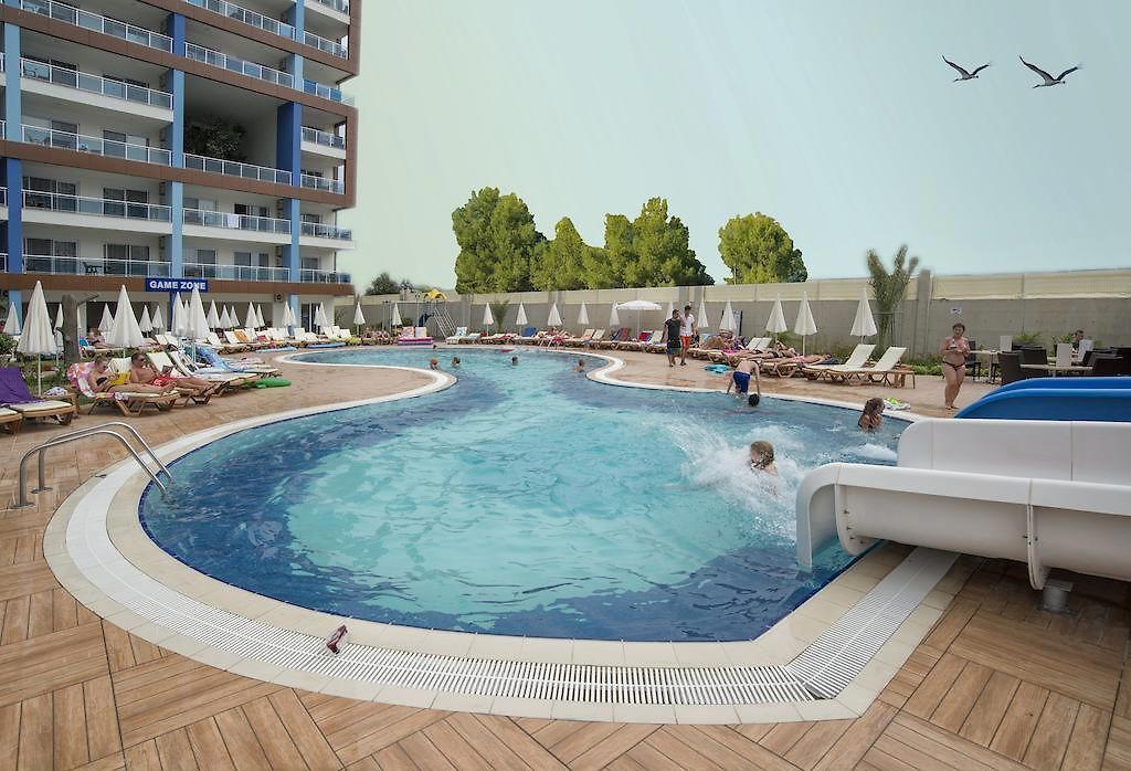 Crystal Towers Apart Hotel