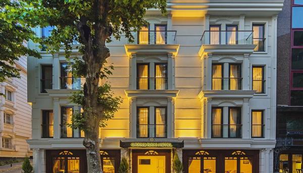 Grand Naki Hotel