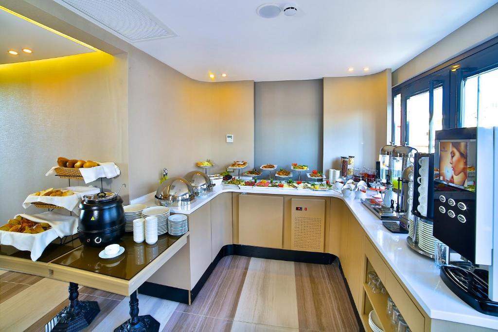 Beethoven Hotel & Suite