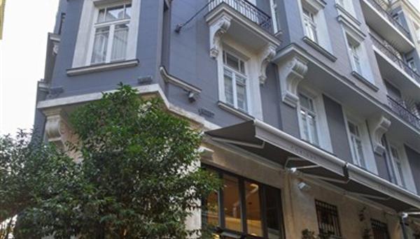 Corinne Hotel