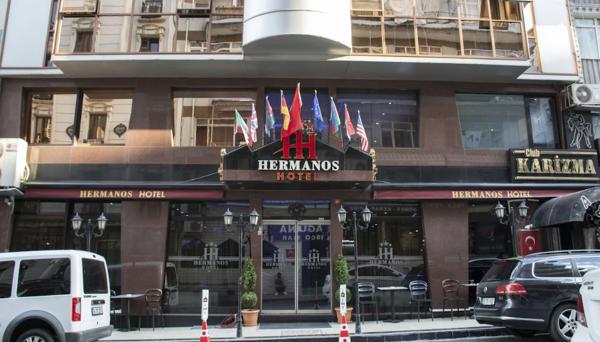 Hermanos Hotel