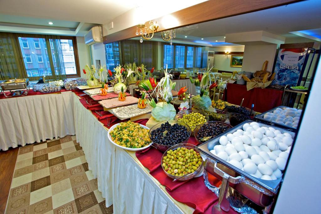 Hermanos Hotel