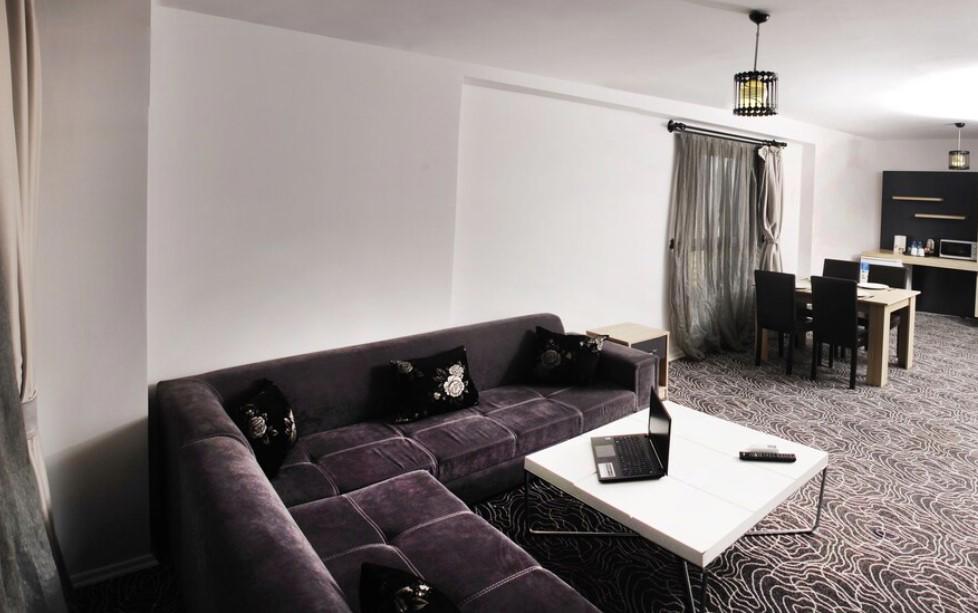 Gold Suite