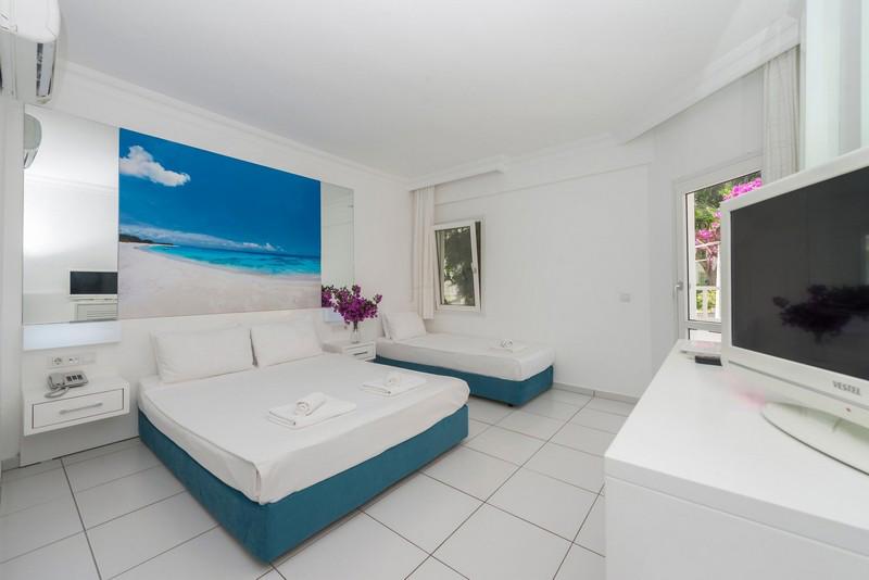 Bendis Beach Hotel