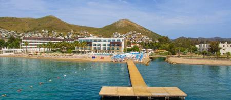 Tiana Beach Resort