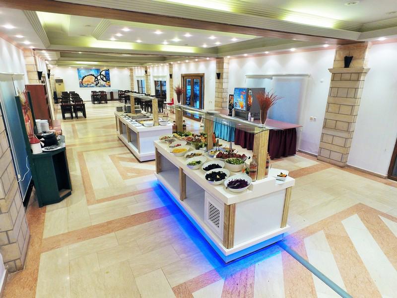 Tiana Beach Resort