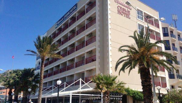 Oğlakcıoğlu Çeşme Hotel