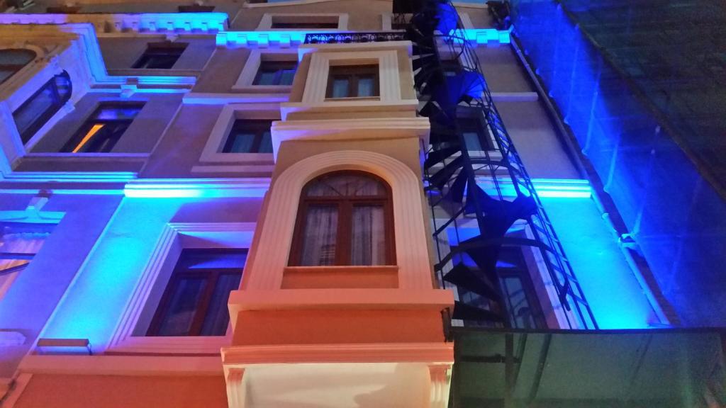 Taksim Park Suites