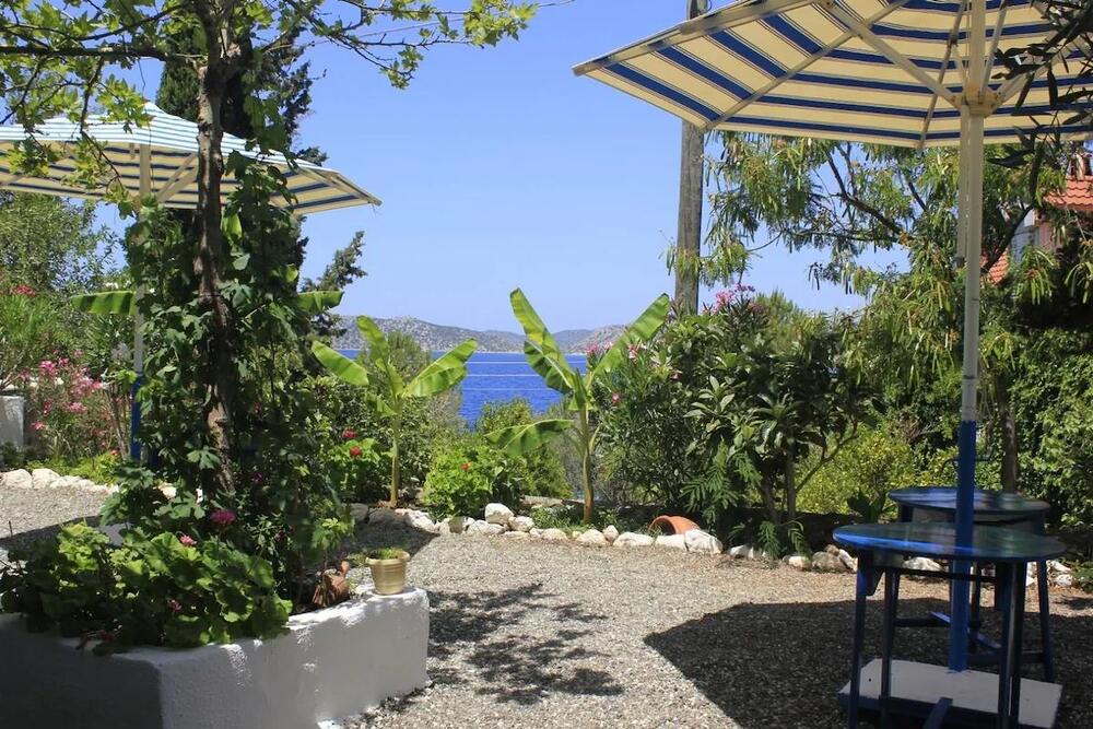 Saranda Beach Pansiyon