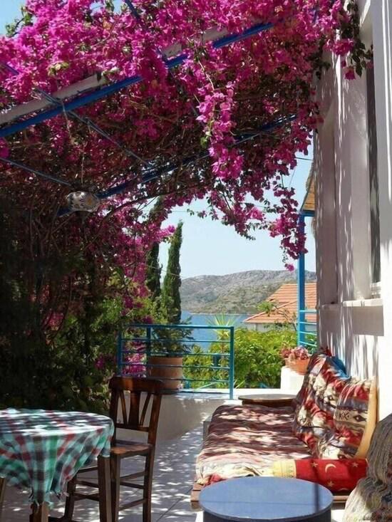 Saranda Beach Pansiyon