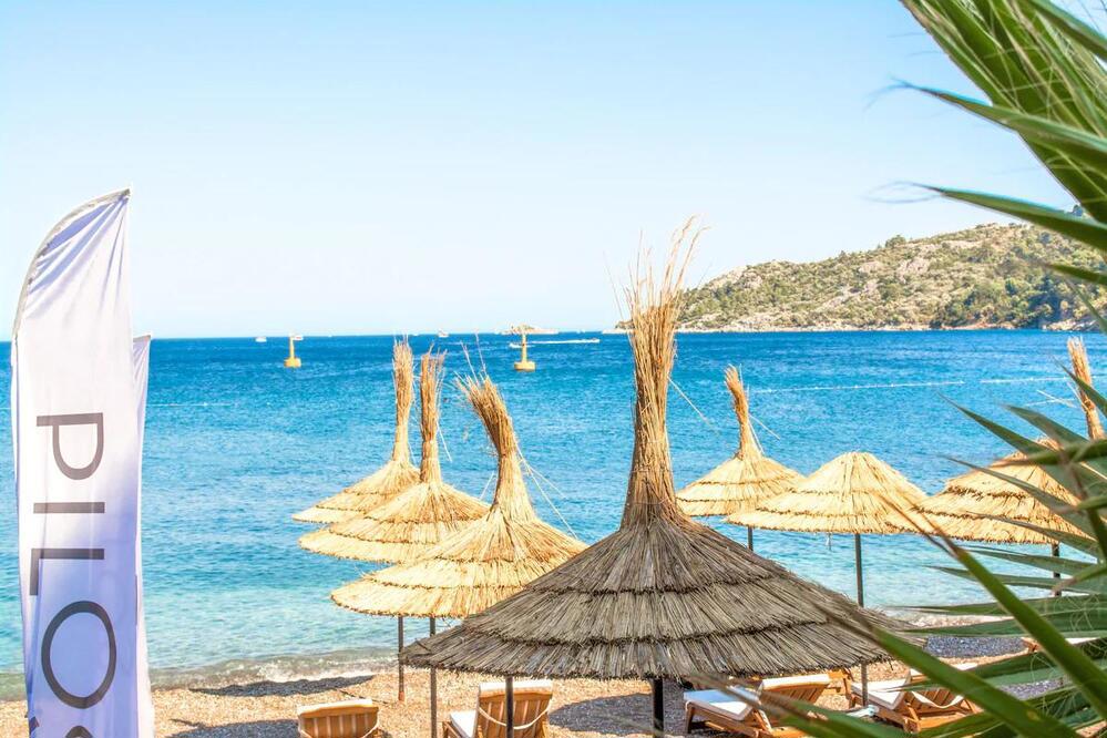 Pilos Suites