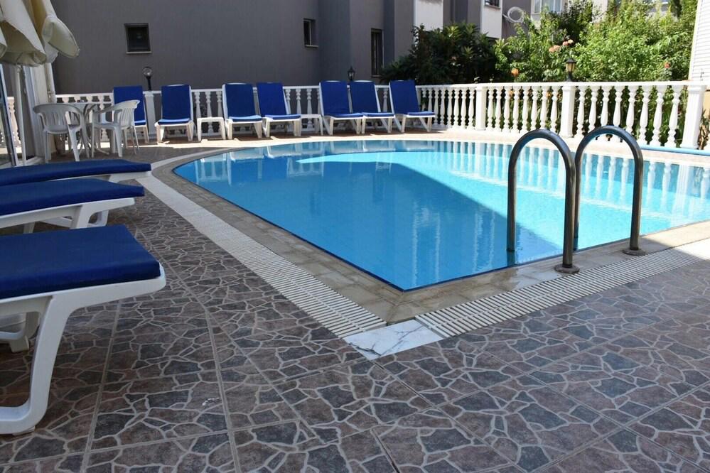 Comfort Inn Otel