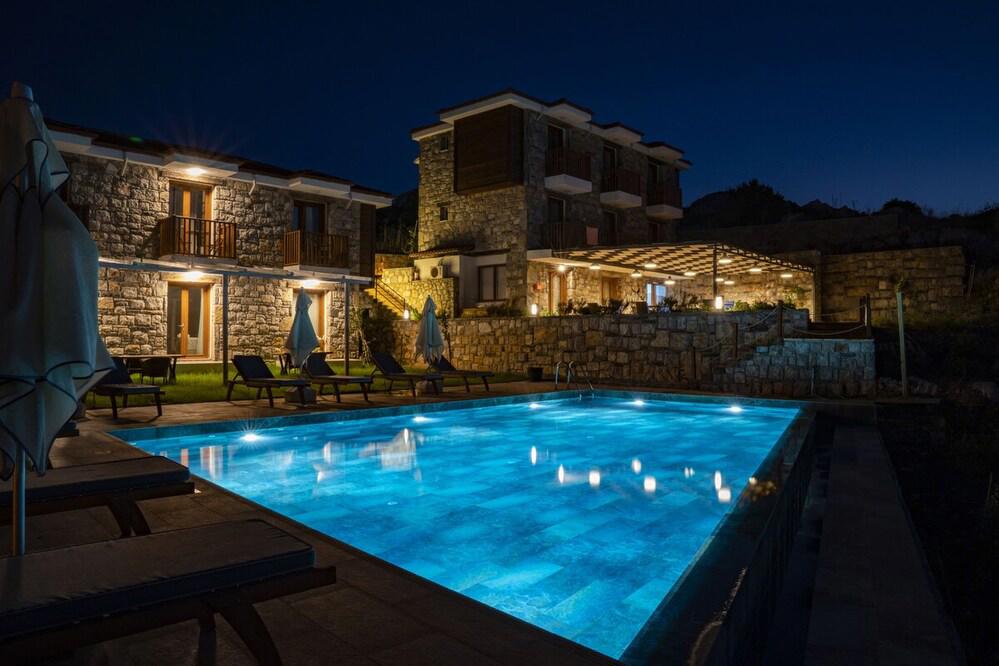 Alice Tatil Evi