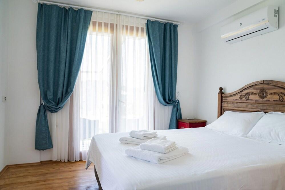 Alice Tatil Evi
