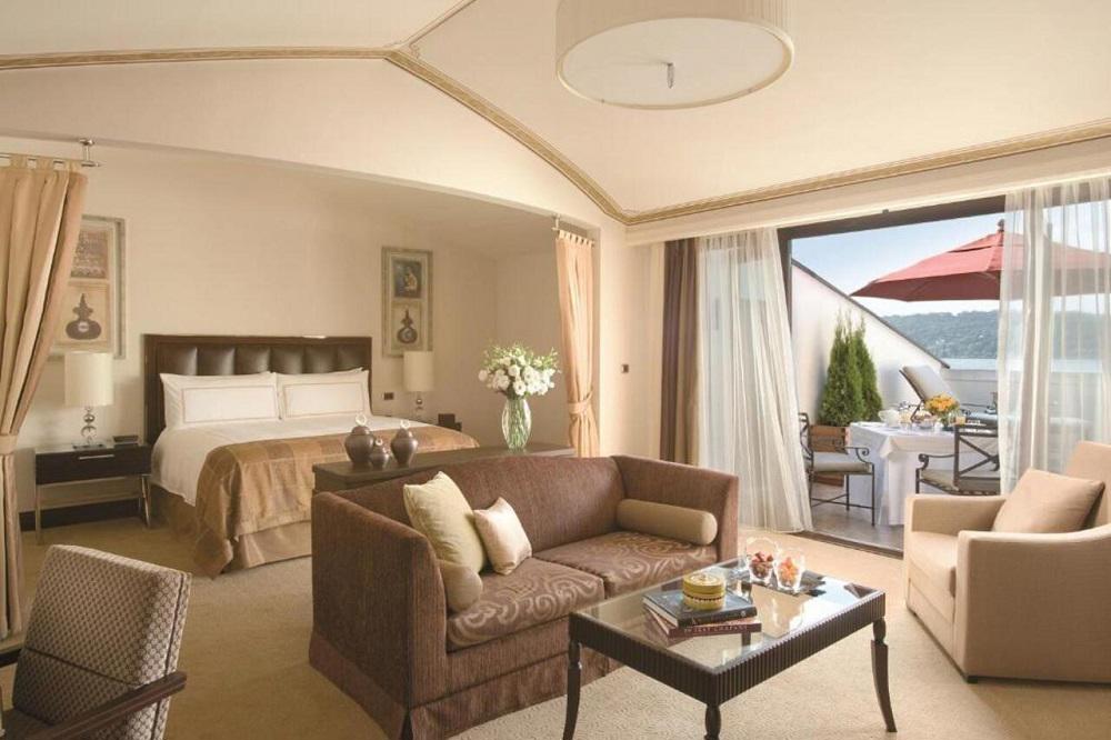 Four Seasons Hotel İstanbul At The Bosphorus