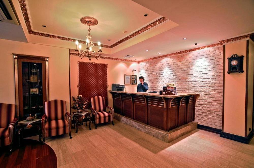 Nil Hotel