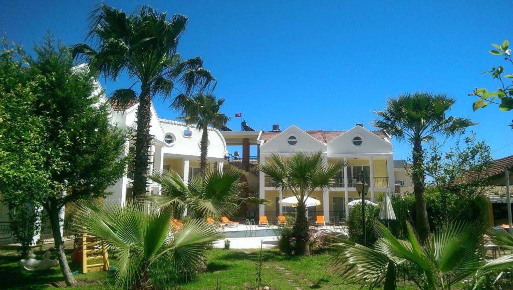 Partmezzo Apart Hotel