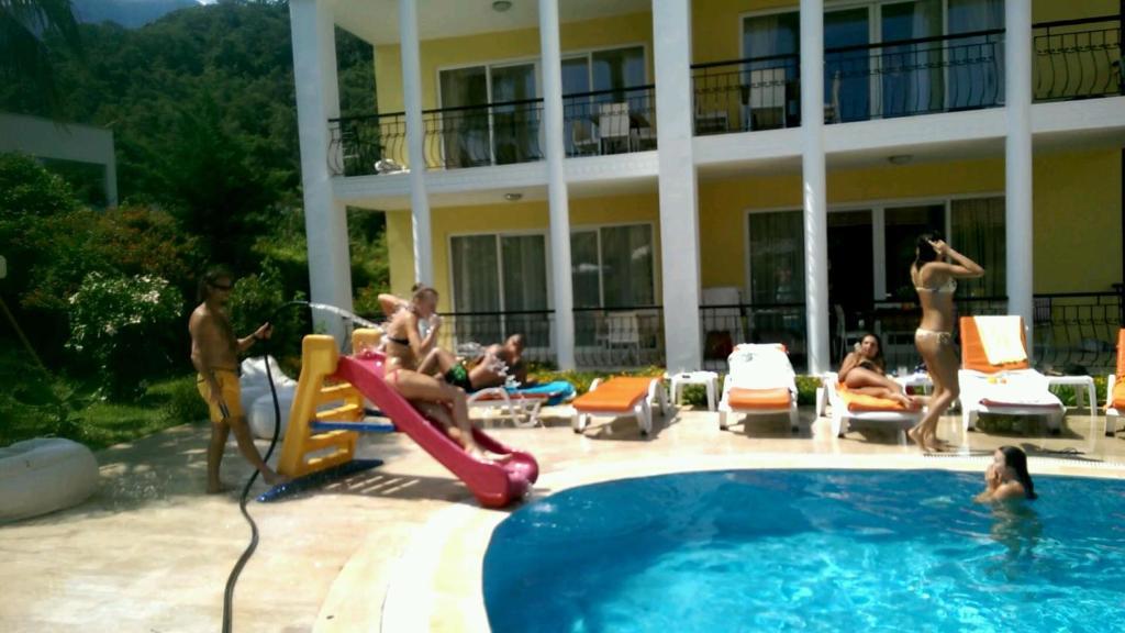 Partmezzo Apart Hotel