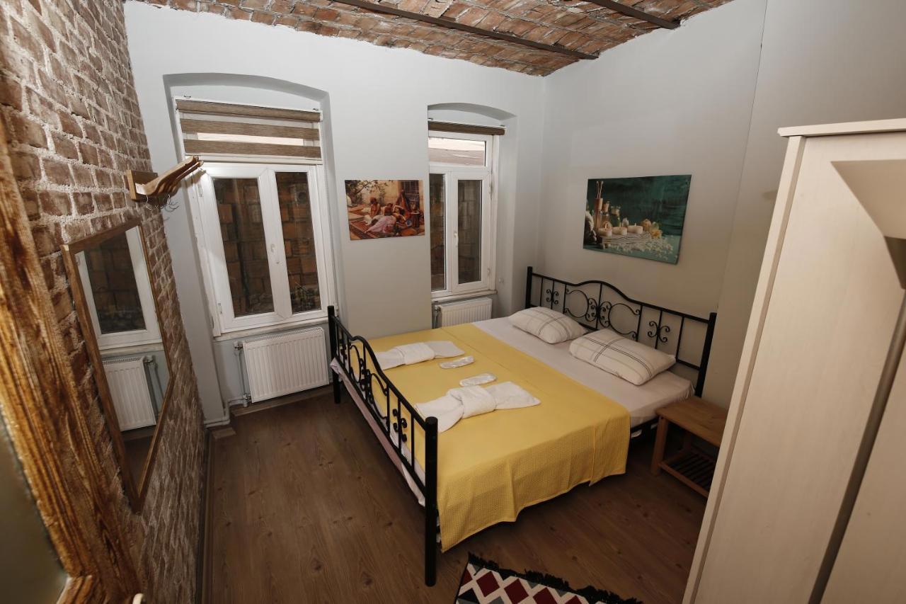 Rodin Hostel
