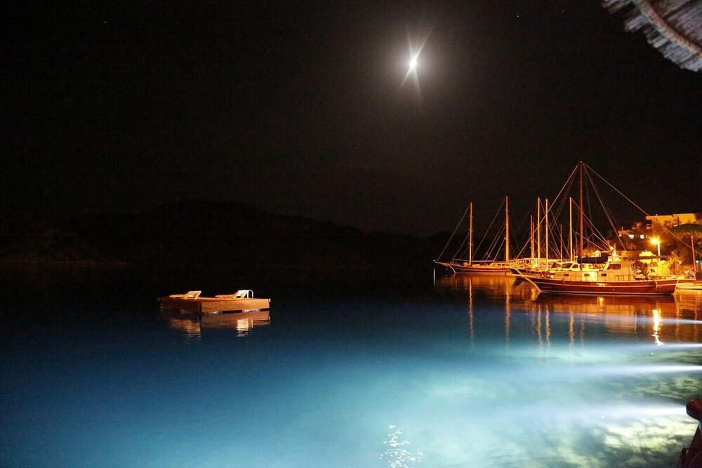Bozburun Pembe Yunus Hotel